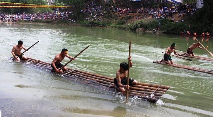 lễ hội Phài Lừa