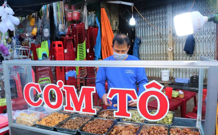 Chia sẻ bí quyết khám phá ẩm thực chợ đêm Pleiku từ A đến Z 4