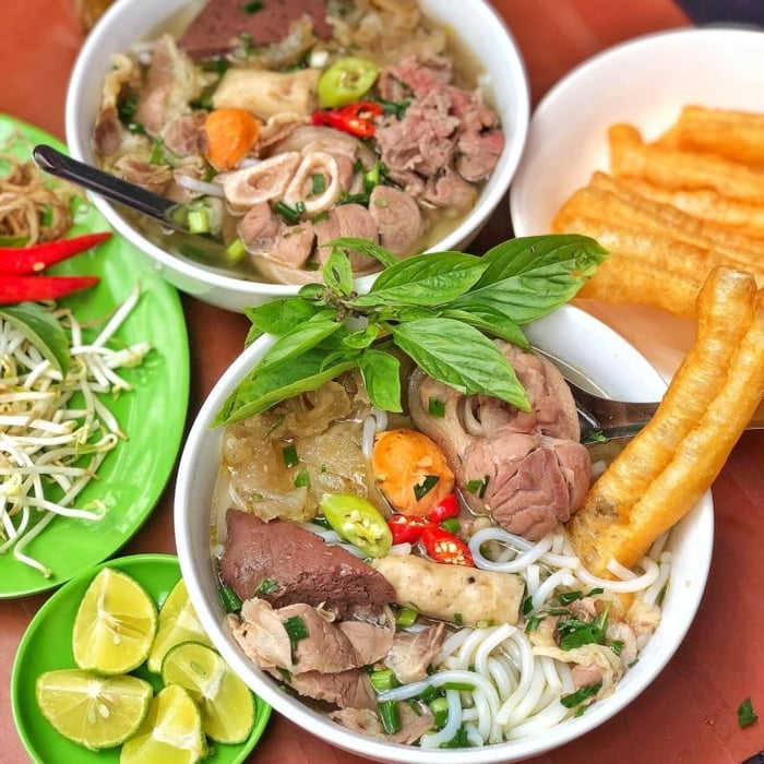 Bún bò Đà Lạt