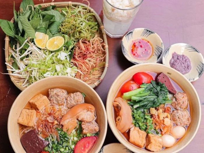 Bún đỏ Đăk Lăk: Món ăn gây thương nhớ, muốn ăn phải canh giờ 8