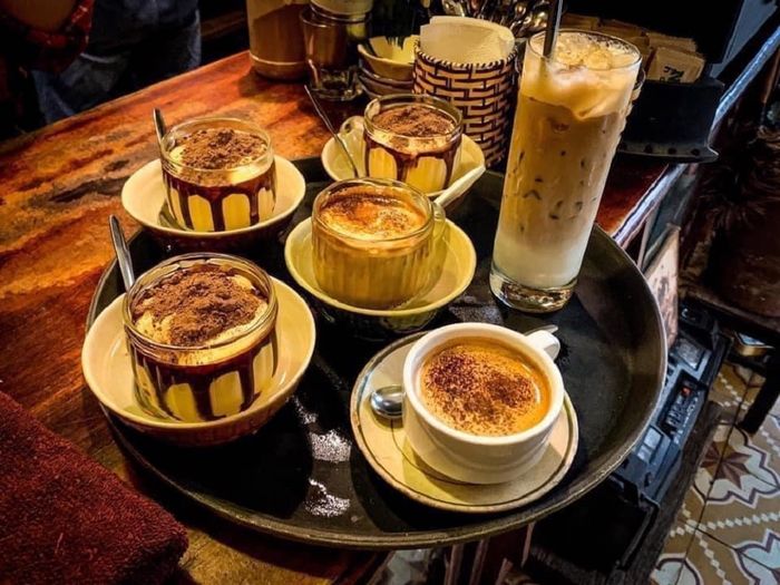 Thăm quán NAM house Coffee - Ngôi nhà cổ kính giữa trái tim Đà Nẵng