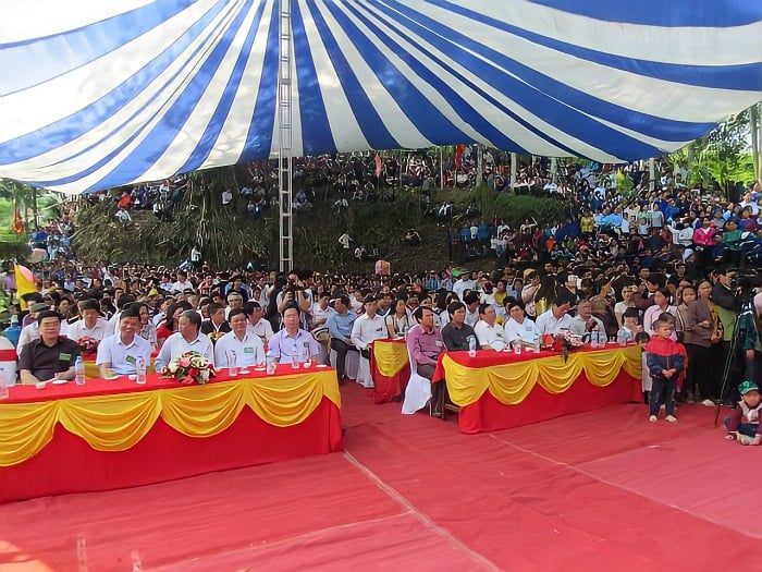 lễ hội Phài Lừa