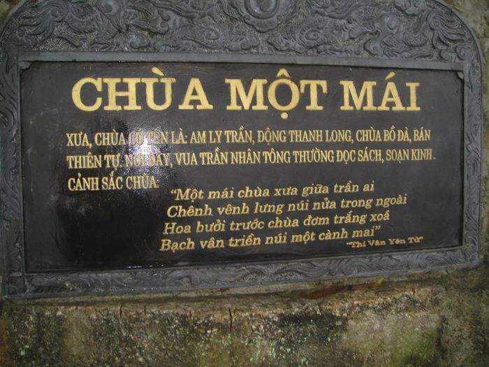 Chùa Một Mái