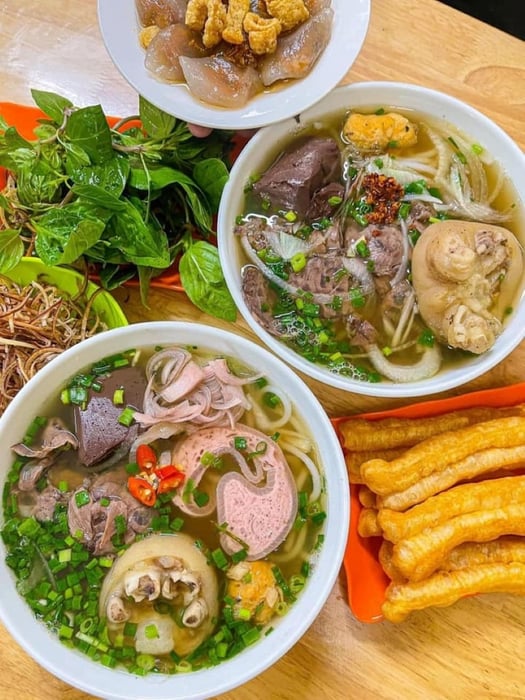 Bún bò Đà Lạt