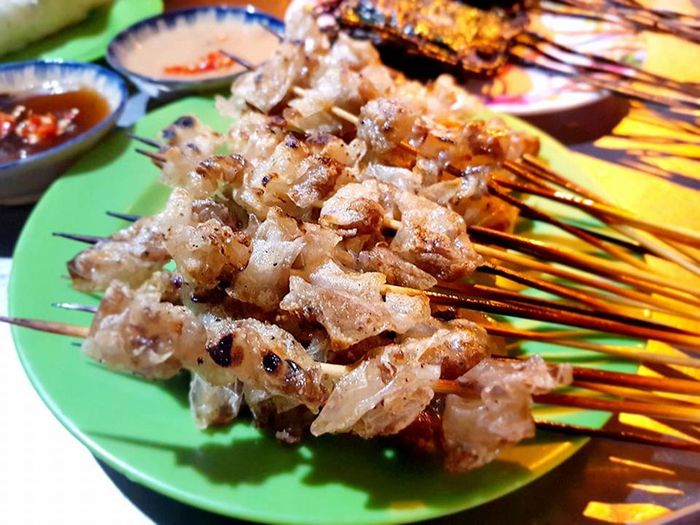 Chia sẻ bí quyết khám phá ẩm thực chợ đêm Pleiku từ A đến Z 5