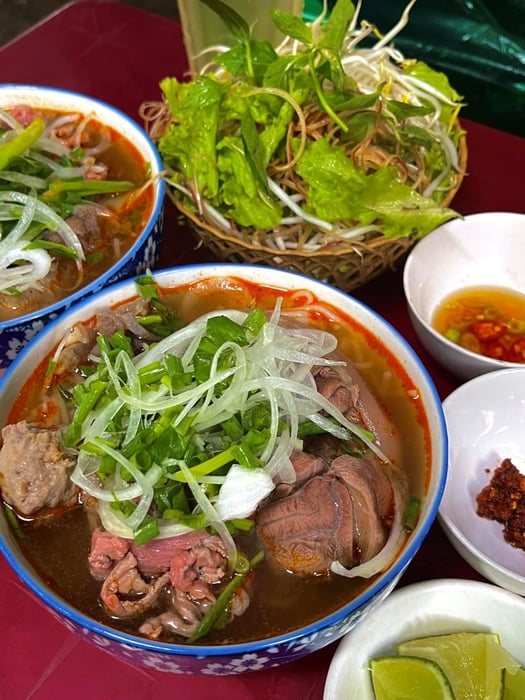 Bún bò Đà Lạt