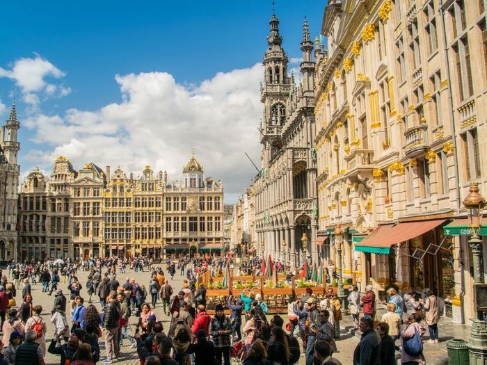 Chuyến hành trình khám phá Brussels, thành phố cổ kính của Bỉ - Phần 4