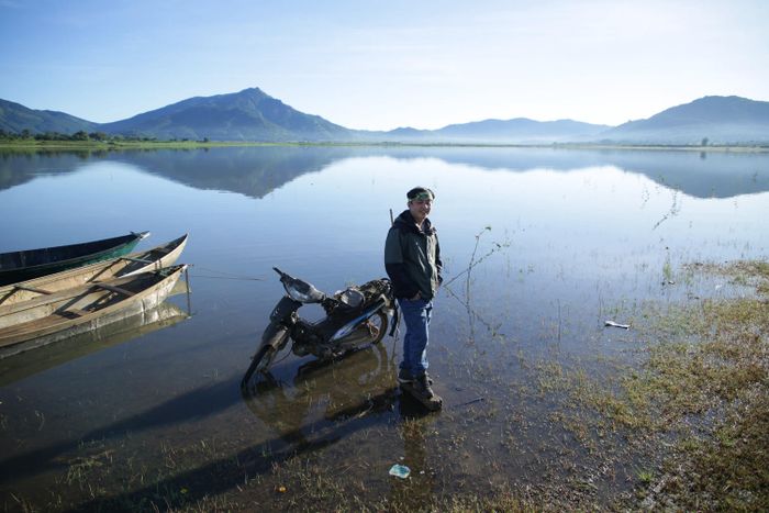 Dạo chơi bên bờ Biển hồ Pleiku, tận hưởng sự thanh bình của thiên nhiên