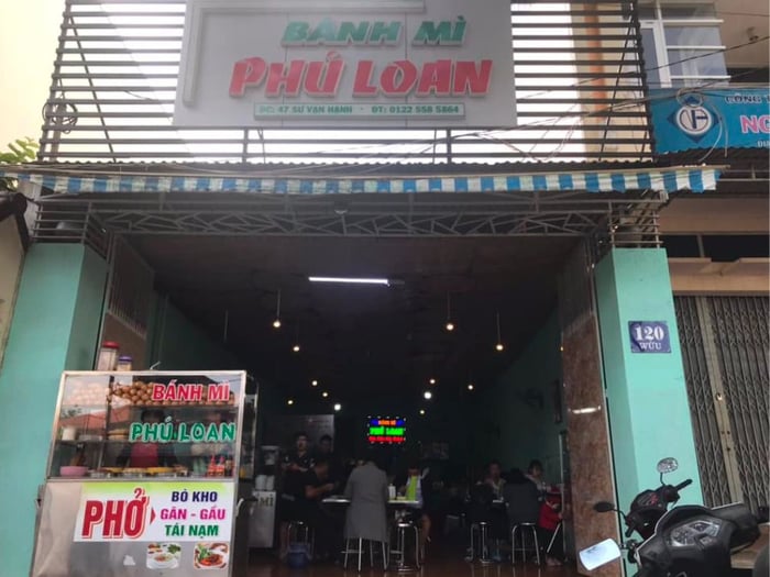 Bánh mì xíu mại Phú Loan thơm ngon đến độ mê tít