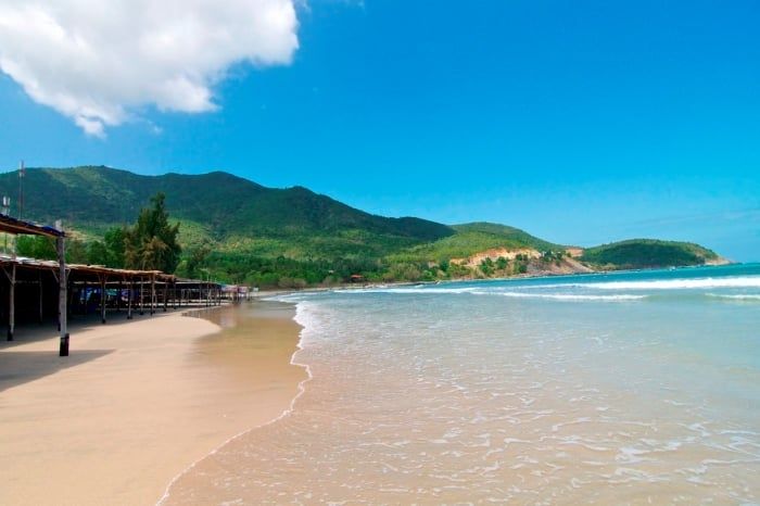 nha-trang-beautiful-beaches