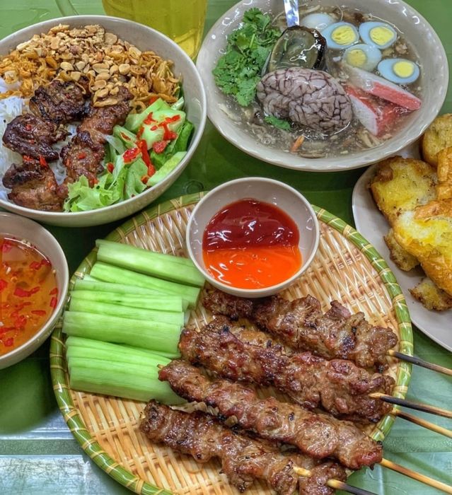 Món thịt xiên nướng Hà Nội