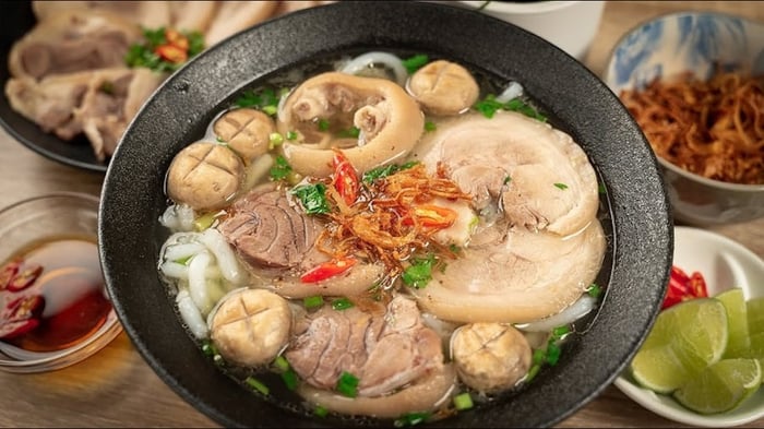 Bánh canh Hội An - Một hương vị đặc trưng của phố cổ