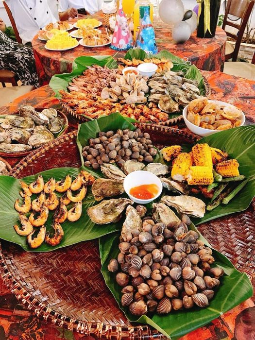 RedCoral Halong Halal Restaurant - Không gian ẩm thực Trung Đông độc đáo tại Hạ Long số 19