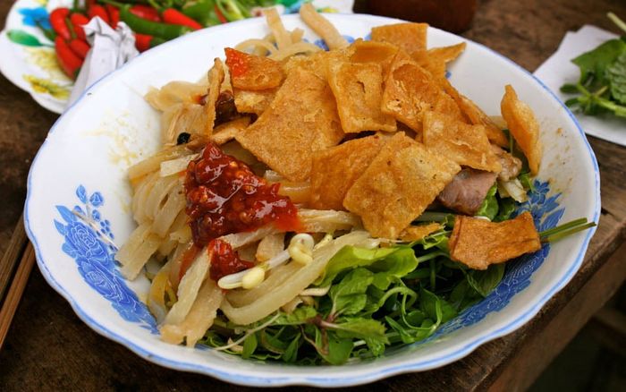 Thưởng thức ẩm thực Hội An