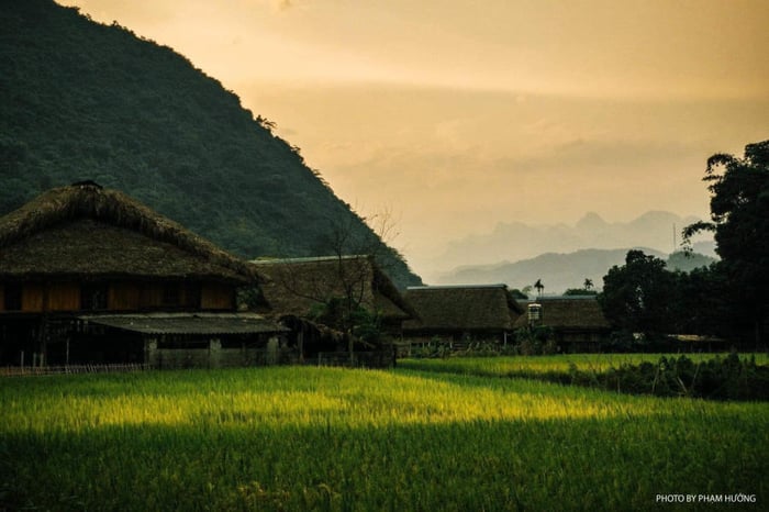 Bình yên của làng quê Hà Giang vào mỗi buổi chiều trên cao nguyên đá