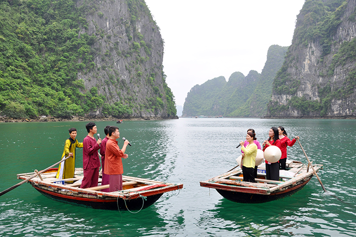 Cửa Vạn - Làng chài