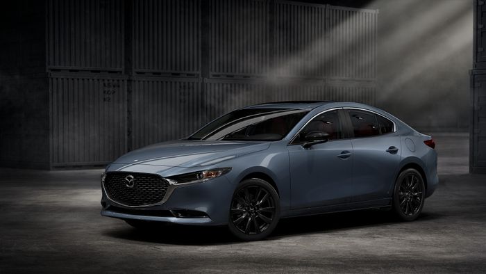 Mazda3 2022 điều chỉnh giá, thêm phiên bản Carbon Edition mới 2022-mazda3-1.jpg