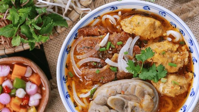 Hương vị đặc trưng của bát bún bò Nha Trang