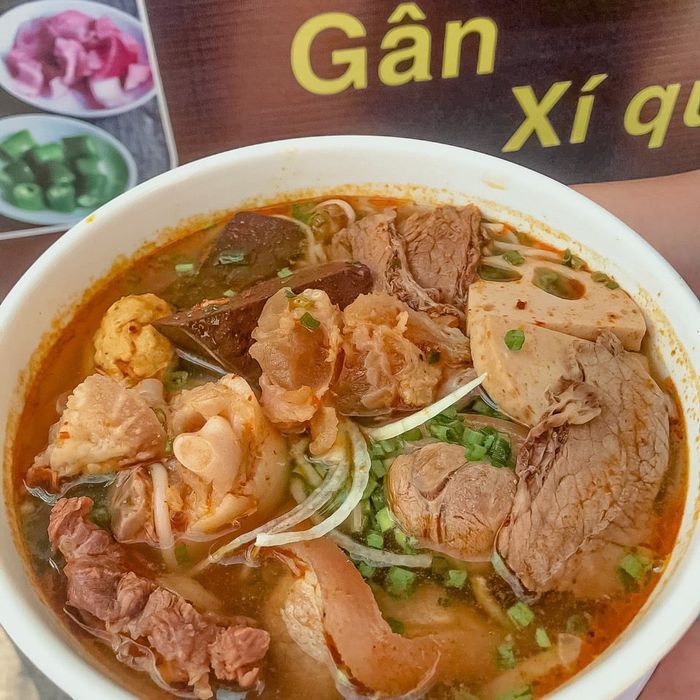 Bún bò Nha Trang