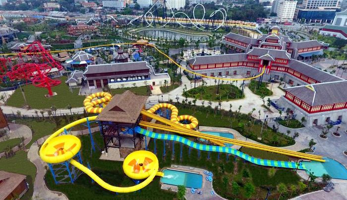 Vui hết nấc tại Typhoon Water Park, thổi bay cái nóng ngày hè Hạ Long 4