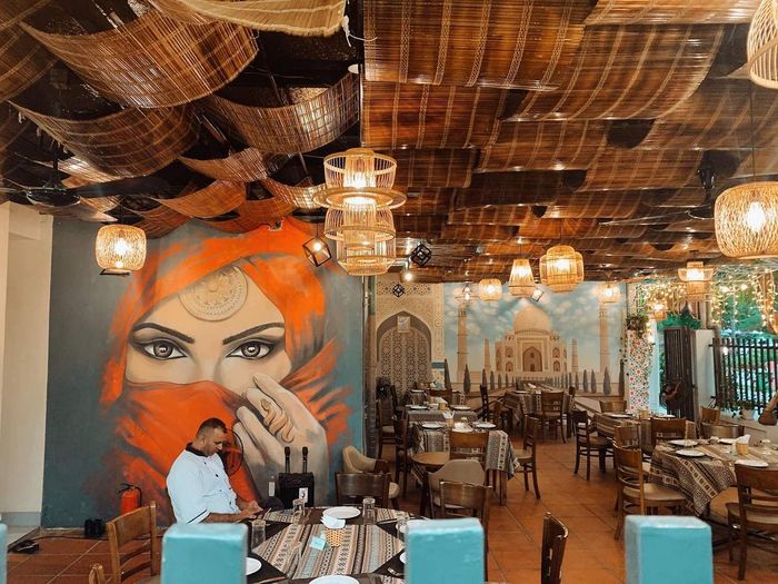 RedCoral Halong Halal Restaurant - Không gian ẩm thực Trung Đông độc đáo tại Hạ Long số 4