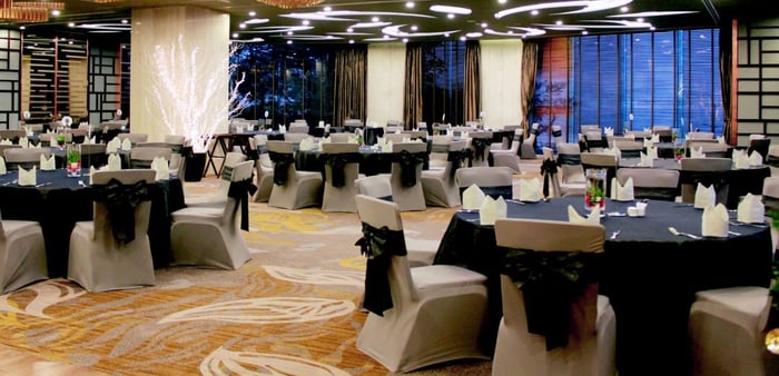 Danh sách 6 địa điểm buffet ngon ở Hạ Long sẽ làm lòng bao du khách thêm phần hứng khởi.