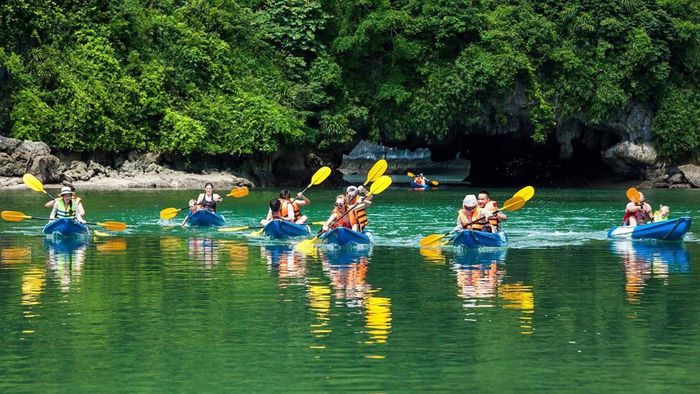 Đặt chân đến làng chài Ba Hang - Nhỏ nhắn, yên bình và lãng mạn 10