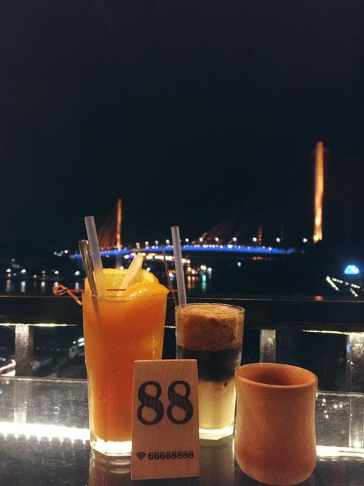 Gió Coffee Hạ Long - Quán cà phê với view đắt giá 10