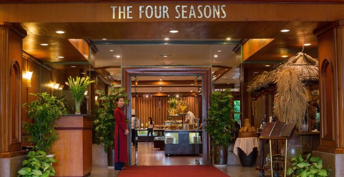 Trải nghiệm bữa tiệc buffet đặc biệt tại nhà hàng Four Seasons 2