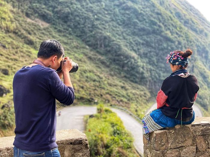 Đánh giá về Hà Giang - Khung cảnh tuyệt vời nhất là khi bạn thấy cảnh vật và con người hòa quyện nhau.