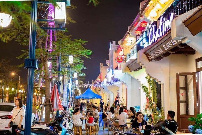 Khung cảnh tuyệt vời của Phố cổ Sun World