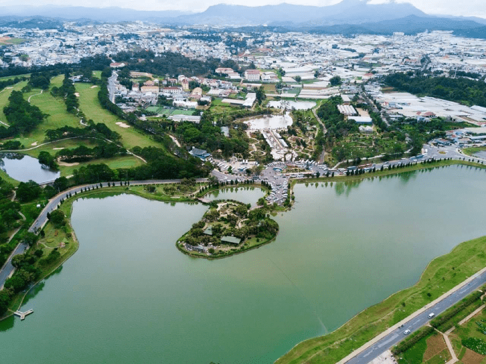 Khám phá Hồ Xuân Hương Đà Lạt