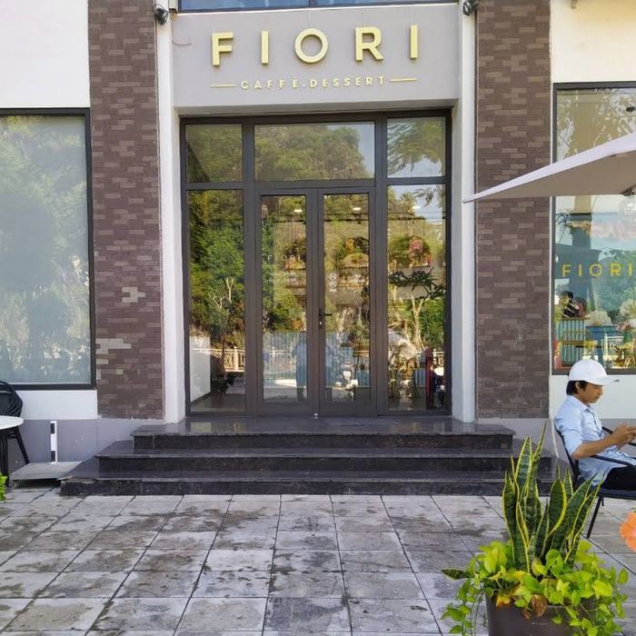 Fiori Caffe Dessert - Một bầu trời Châu Âu xinh đẹp giữa trung tâm Hạ Long