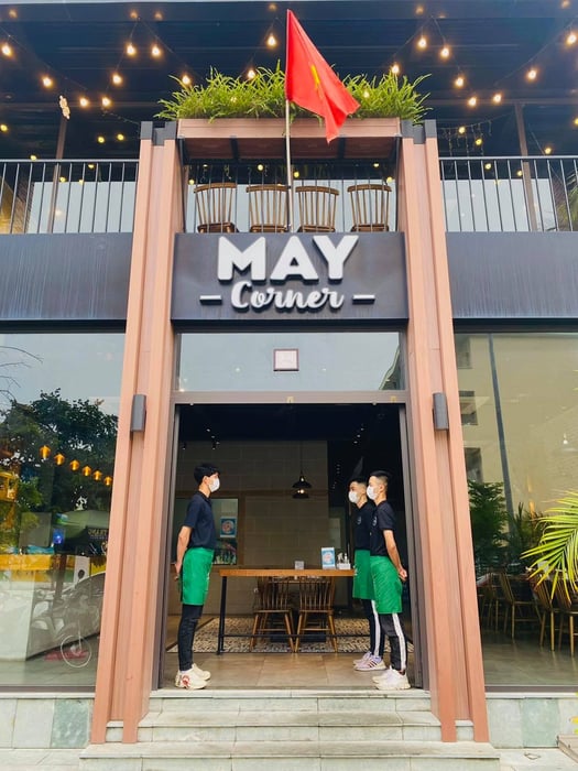 Nhà hàng May Corner Hạ Long - Nơi hội tụ của sự đam mê ẩm thực