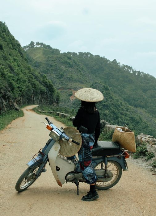 Khám phá Làng cổ Thiên Hương trăm năm tuổi trên cao nguyên đá Đồng Văn 16