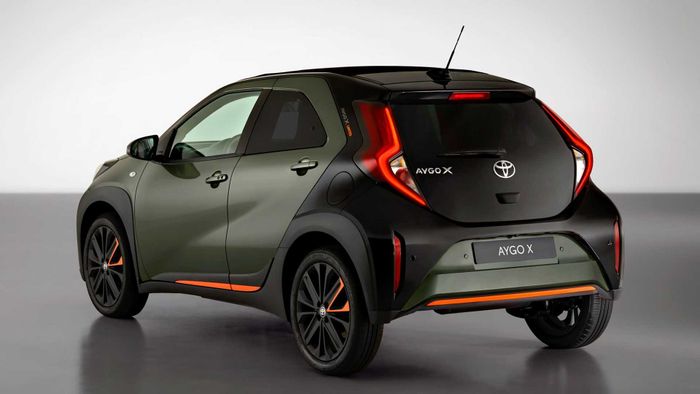 Toyota Aygo X 2022: Mẫu crossover đô thị cỡ nhỏ cá tính