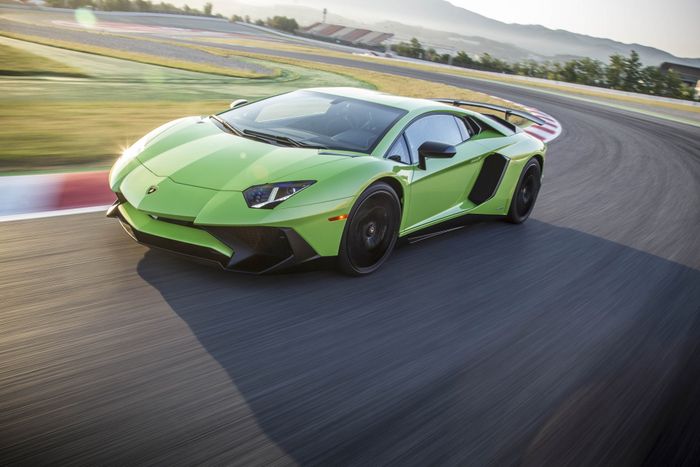 Lamborghini hé lộ siêu phẩm mới, có thể là phiên bản cuối cùng của Aventador 2021