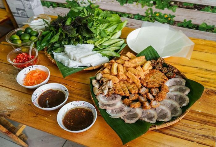 Bún đậu Hàng Khay, trải nghiệm vị ngon của ẩm thực Hà Thành 6