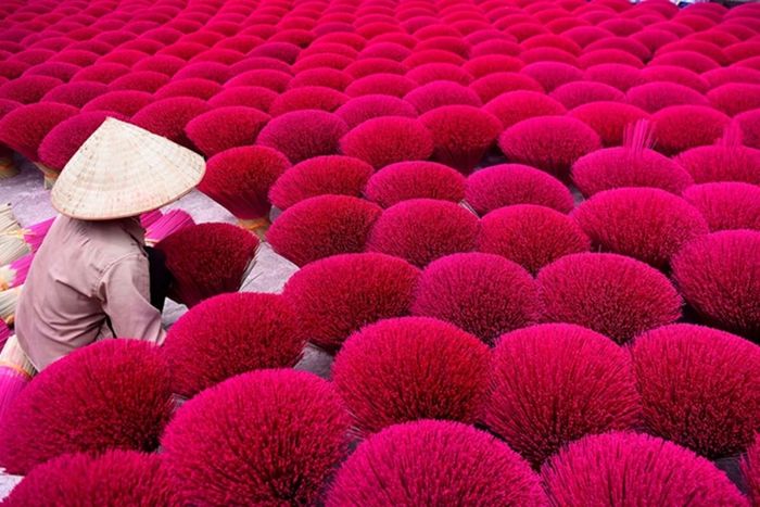 Làng hương Quảng Phú Cầu