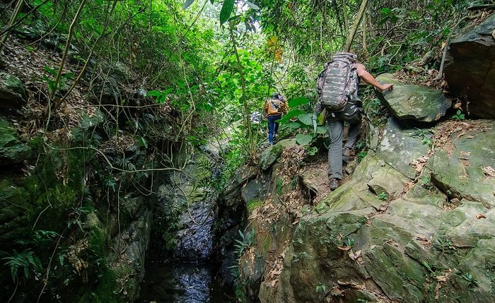 Núi Hàm Lợn - Điểm đến dã ngoại cuối tuần tại Hà Nội số 7