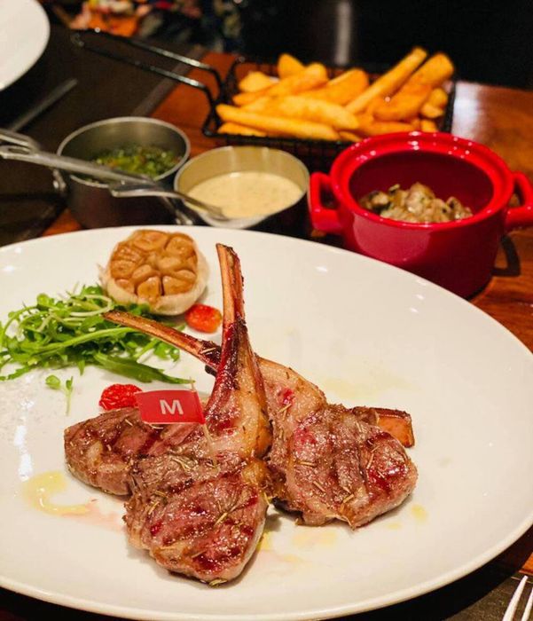 Rico South American Steakhouse - Trải nghiệm phong cách châu Âu hiện đại tại trung tâm Hà Nội.