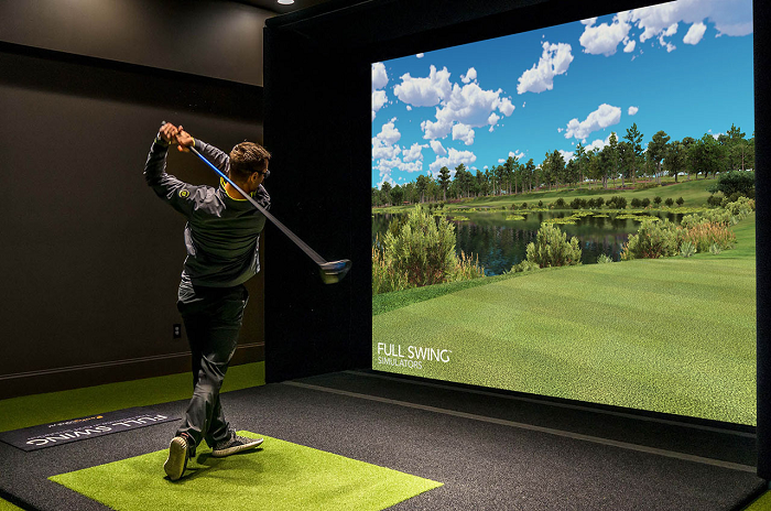 Tập golf trong nhà