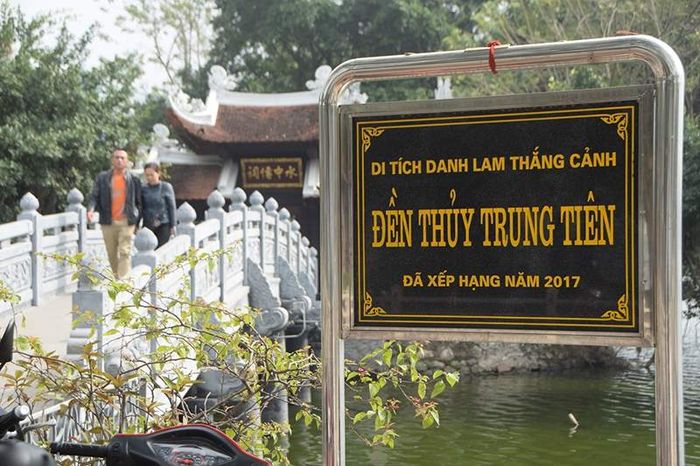 Đền Cẩu Nhi, điểm dừng chân của những người yêu thích khám phá văn hóa truyền thống.