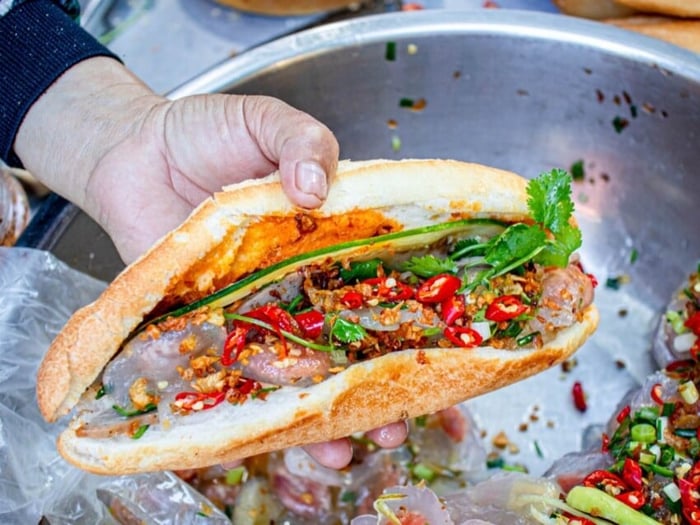 Bánh mì bột lọc Đà Nẵng - Trải nghiệm ẩm thực độc đáo tại Đặng Dung