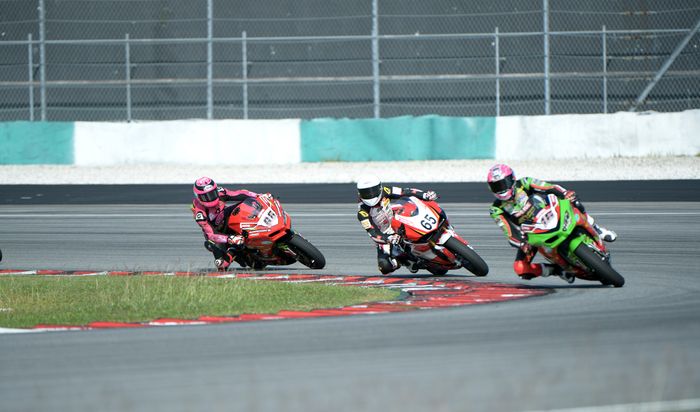 Kết quả Race 2 Chặng 2 ARRC 2023: Cao Việt Nam trong top 10 dsc-0188.jpg