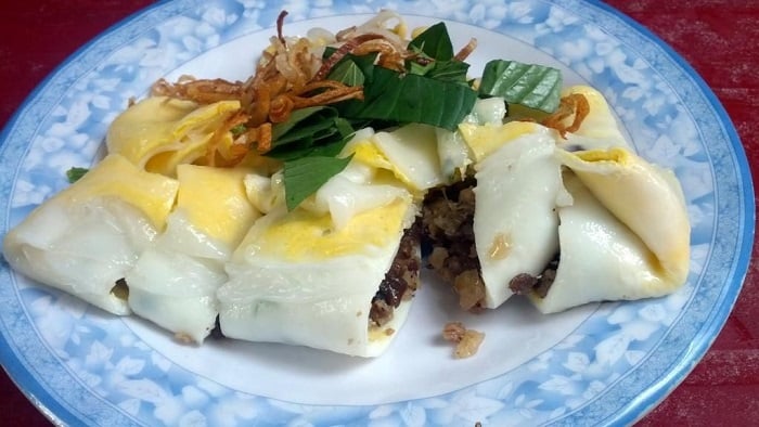 Bánh cuốn trứng Lạng Sơn