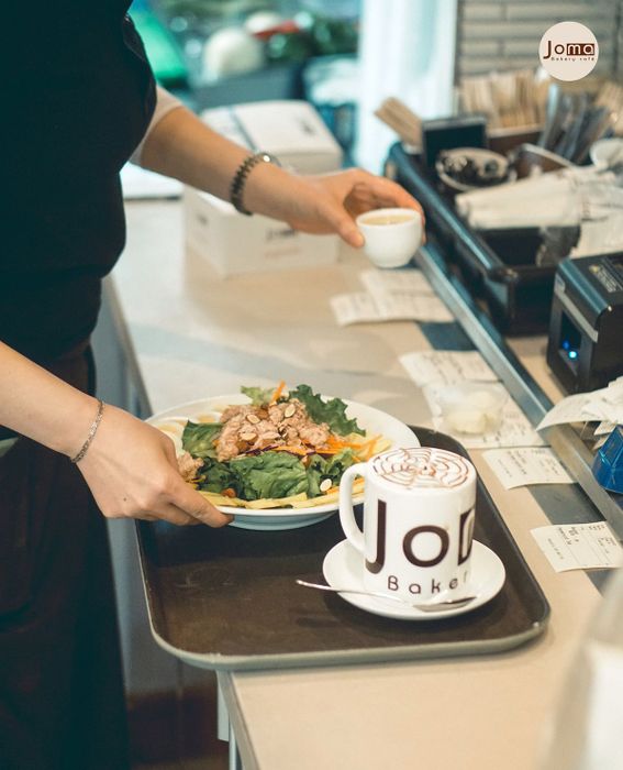 Joma Bakery Cafe - Nơi tuyệt vời cho cà phê và bánh ngọt