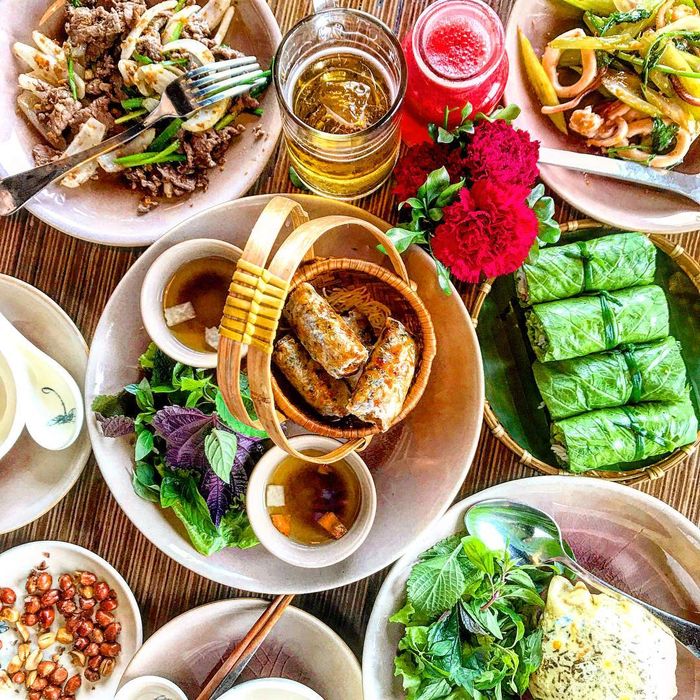 Cau Go Vietnamese Cuisine – Tuyệt vời với không gian ẩm thực bao quát toàn cảnh Hồ Hoàn Kiếm 3