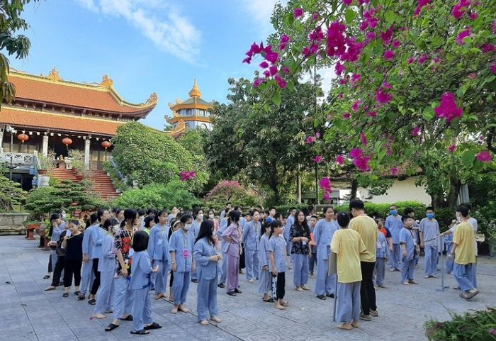 Chùa Tứ Kỳ: nơi thanh bình, yên tĩnh giữa trái tim của Hà Nội