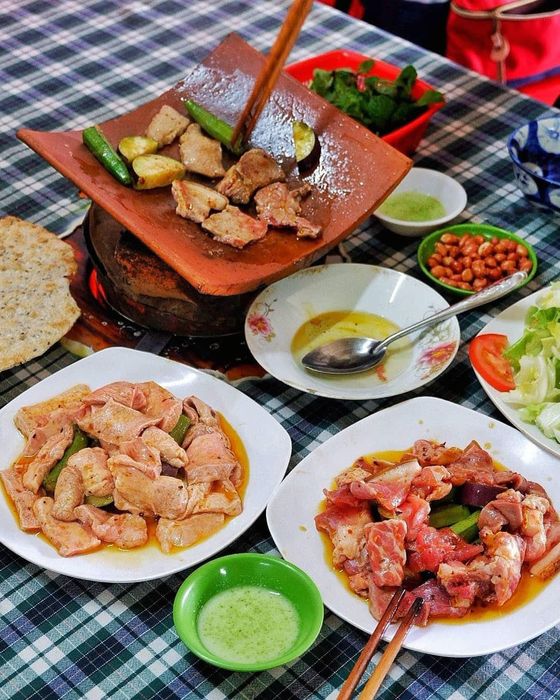 Quán nướng Đà Lạt